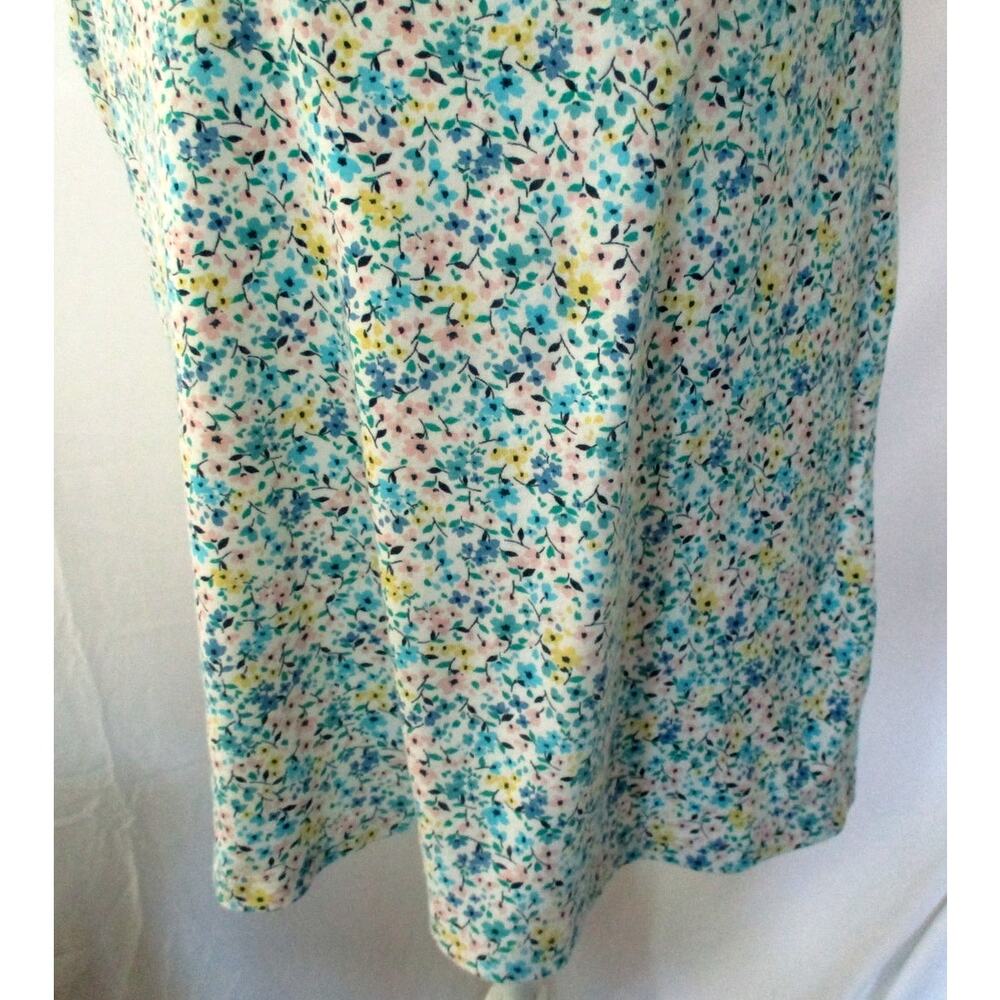 Croft & Barrow Women's Sleeveless Blue Floral Print Tank Shirt Size XL - Picture 3 of 9